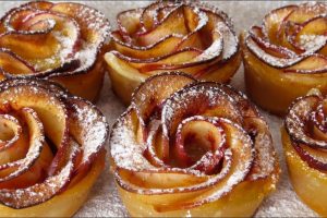 Rosas de maçã com canela e massa folhada, deliciosa e muito linda essa sobremesa