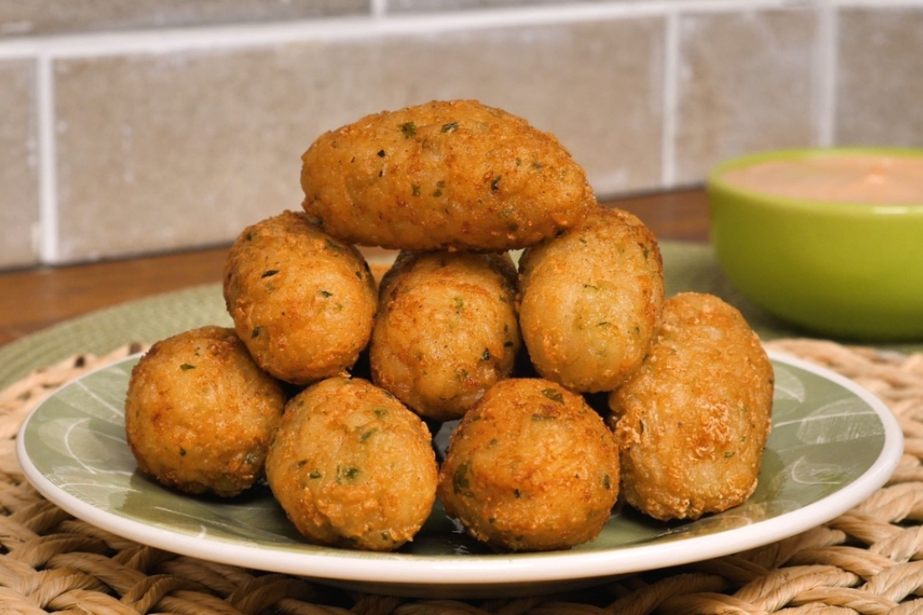 Bolinho de Arroz de liquidificador de dar Água na Boca