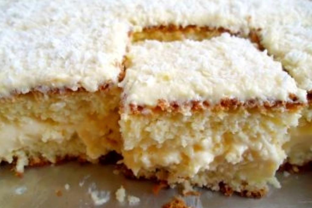 Bolo de leite ninho, tão gostoso que só de olhar dá vontade de comer tudo