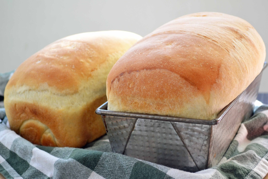 Pão caseiro fácil, fofinho e delicioso uma receita que minha avó fazia na fazenda